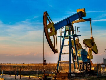 Цена азербайджанской нефти превысила 92 доллара