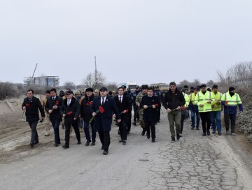 В Агдаме прошло шествие к Аллее шехидов (Фото)